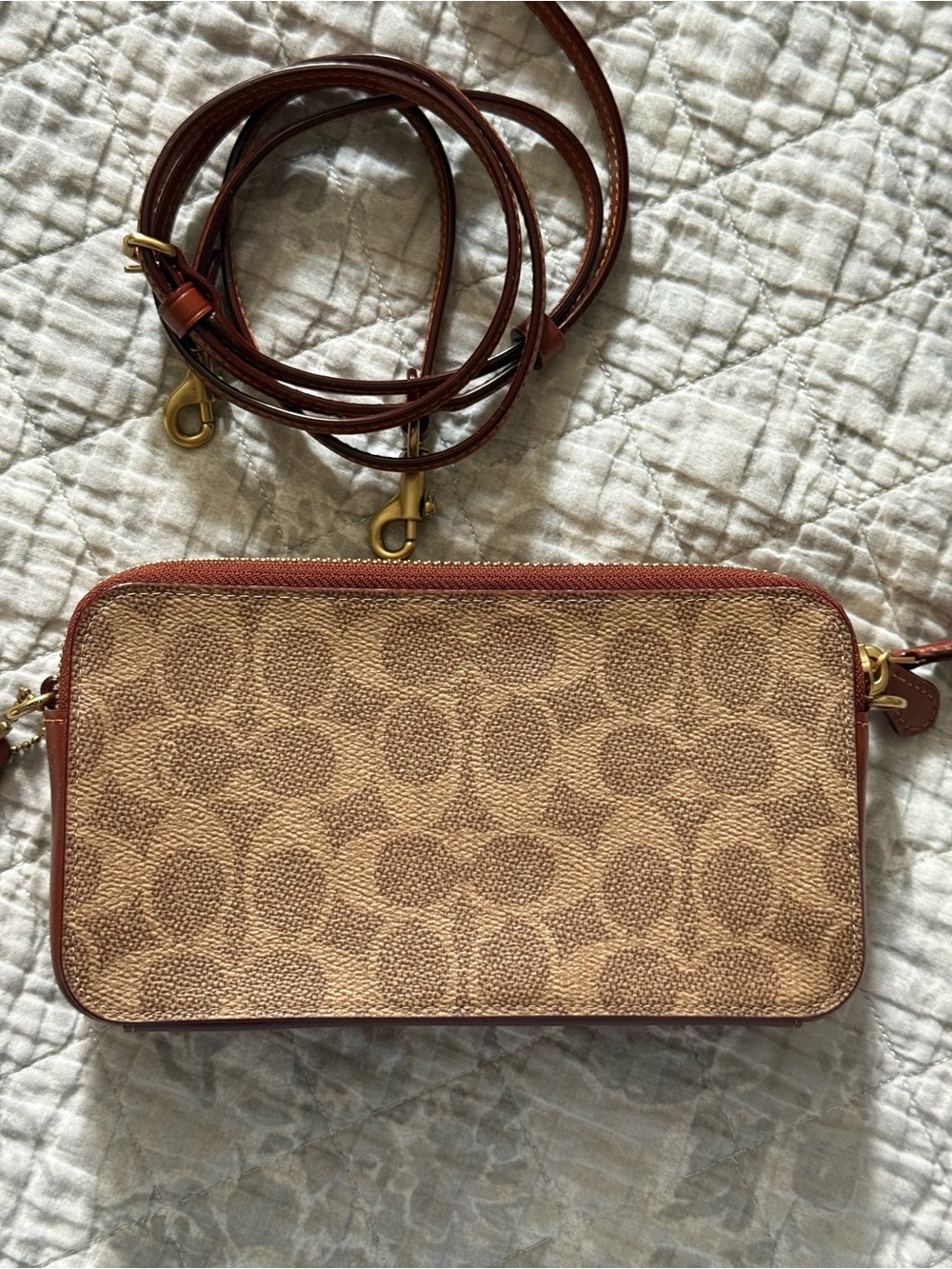 Coach Kira Crossbody bag LIKE NEW - Picture 2 of 14